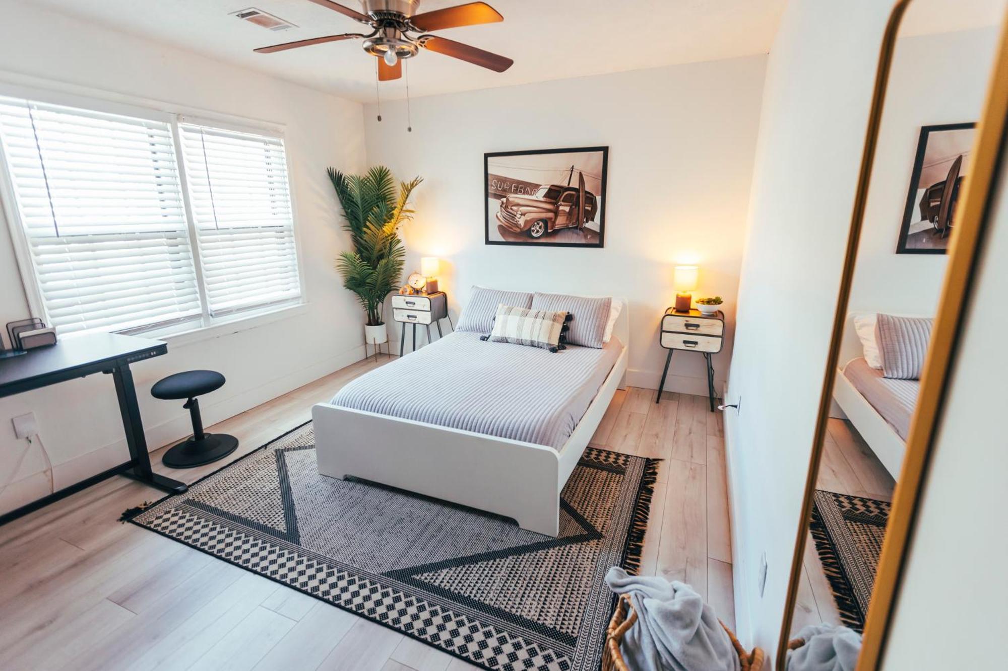 Cozy Family-friendly W/ Fenced-in Backyard Holiday home Marietta