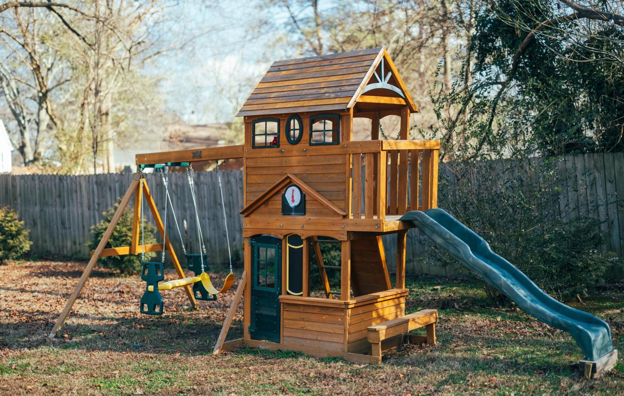 Holiday home Cozy Family-friendly W/ Fenced-in Backyard